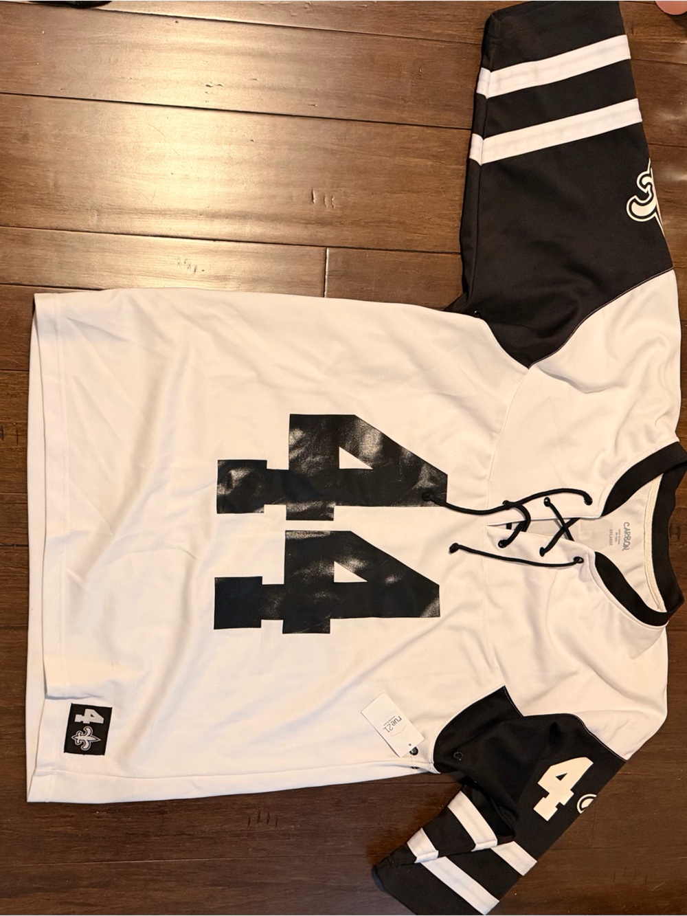 Carbon White & Black Lace-Up Sports Jersey - 44